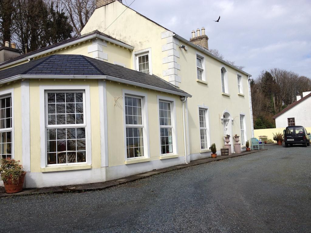 Admiralty House Bed & Breakfast Moville Exterior photo